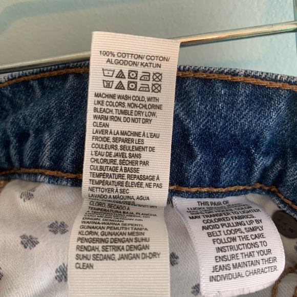 Lucky Brand The Roll Up Distressed Shorts Women's 4/27 Blue whiskered - Picture 5 of 10